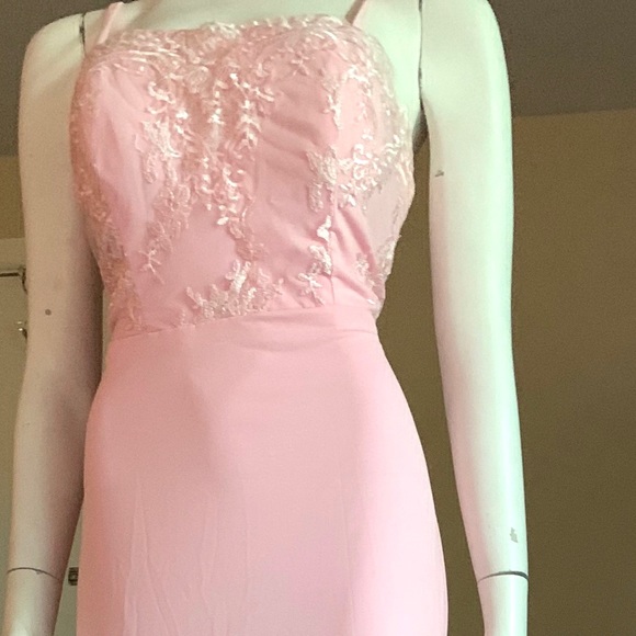 Pink Gown - Picture 4 of 8